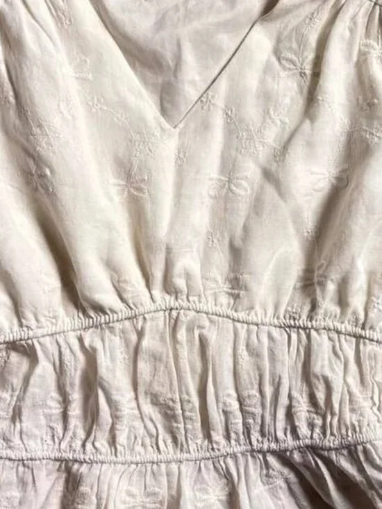 White Peplum Top - Picture 2 of 3